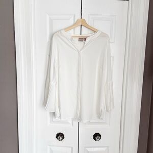 Accordian sleeve Chico’s blouse